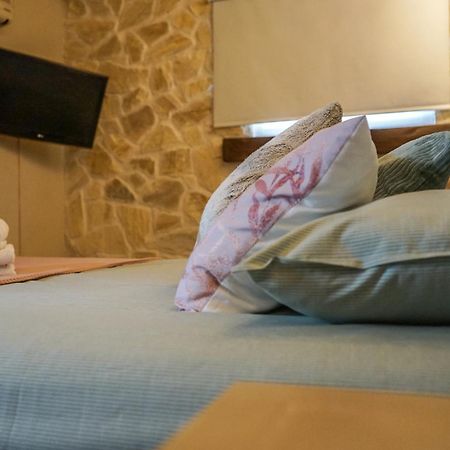 Hotel Posada De Las Cuevas アルコス・デ・ラ・フロンテーラ エクステリア 写真