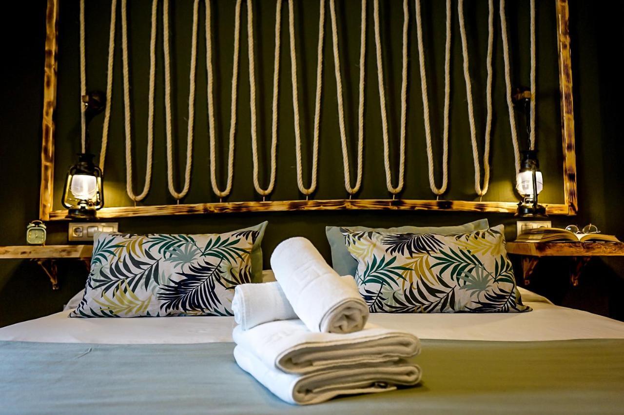 Hotel Posada De Las Cuevas アルコス・デ・ラ・フロンテーラ エクステリア 写真
