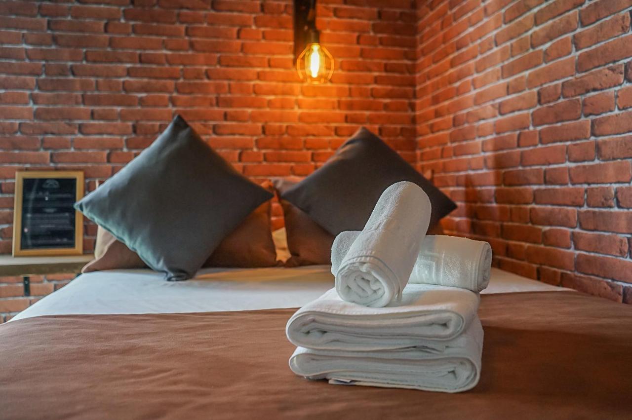 Hotel Posada De Las Cuevas アルコス・デ・ラ・フロンテーラ エクステリア 写真