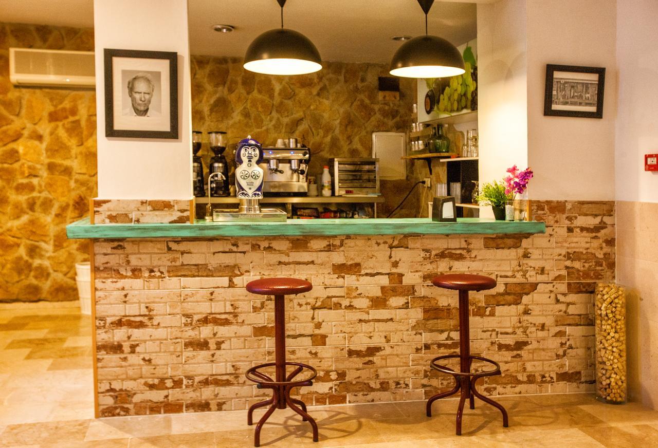 Hotel Posada De Las Cuevas アルコス・デ・ラ・フロンテーラ エクステリア 写真